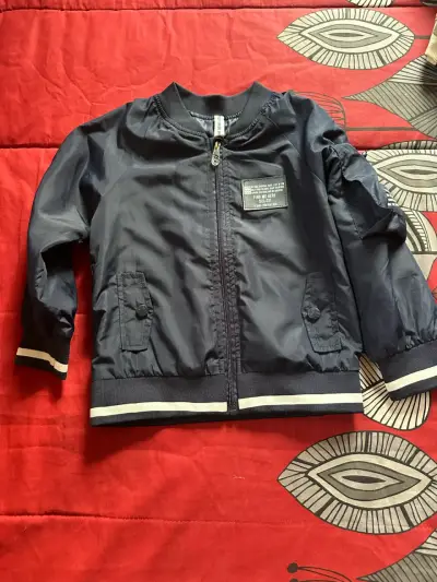 Polera de rayas para niño - miniatura 4