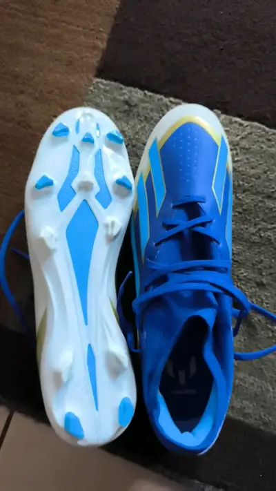 Zapatos futbol Messi 2023 de coleccion - miniatura 2