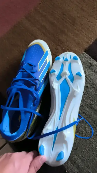 Zapatos futbol Messi 2023 de coleccion - miniatura 3