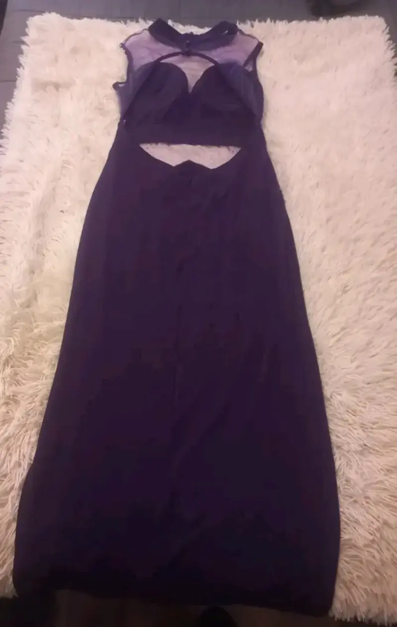 Vestido largo morado con transparencias - 6