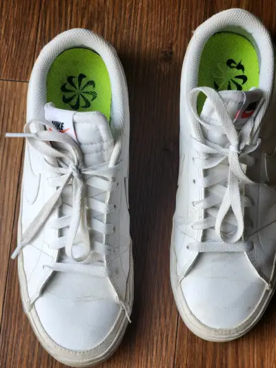 Zapatillas Nike blancas de cuero - miniatura 1