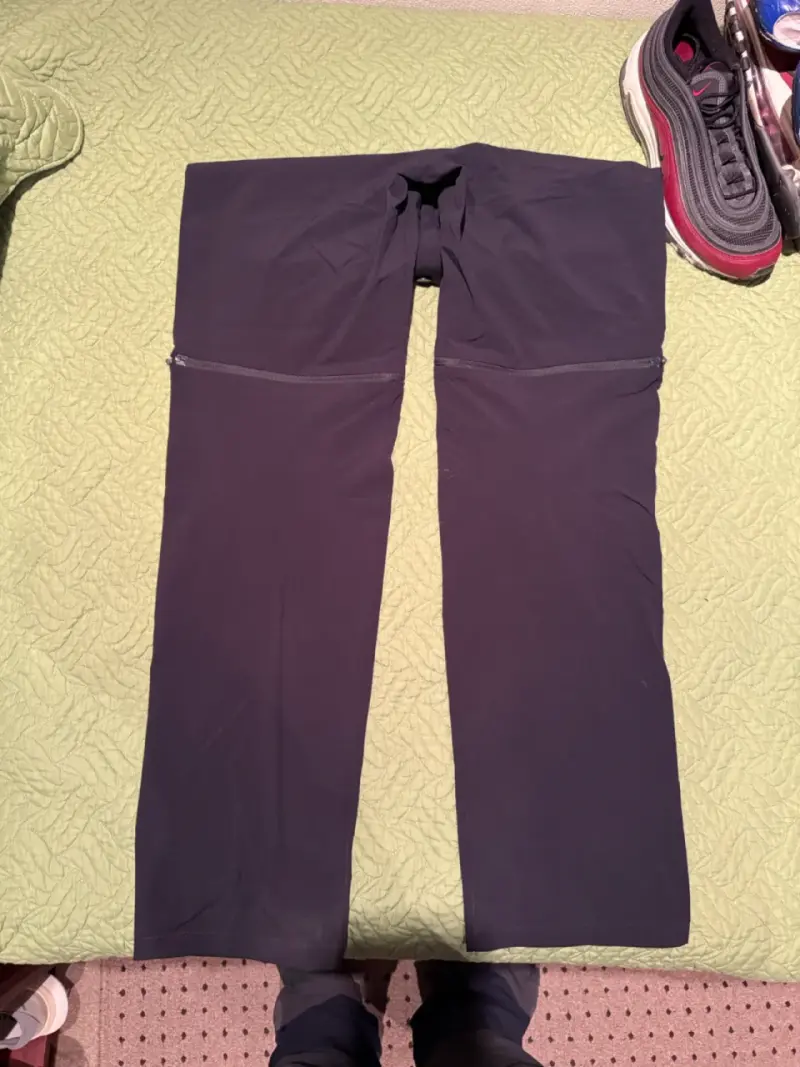 Pantalones desmontables deportivos negros - 5