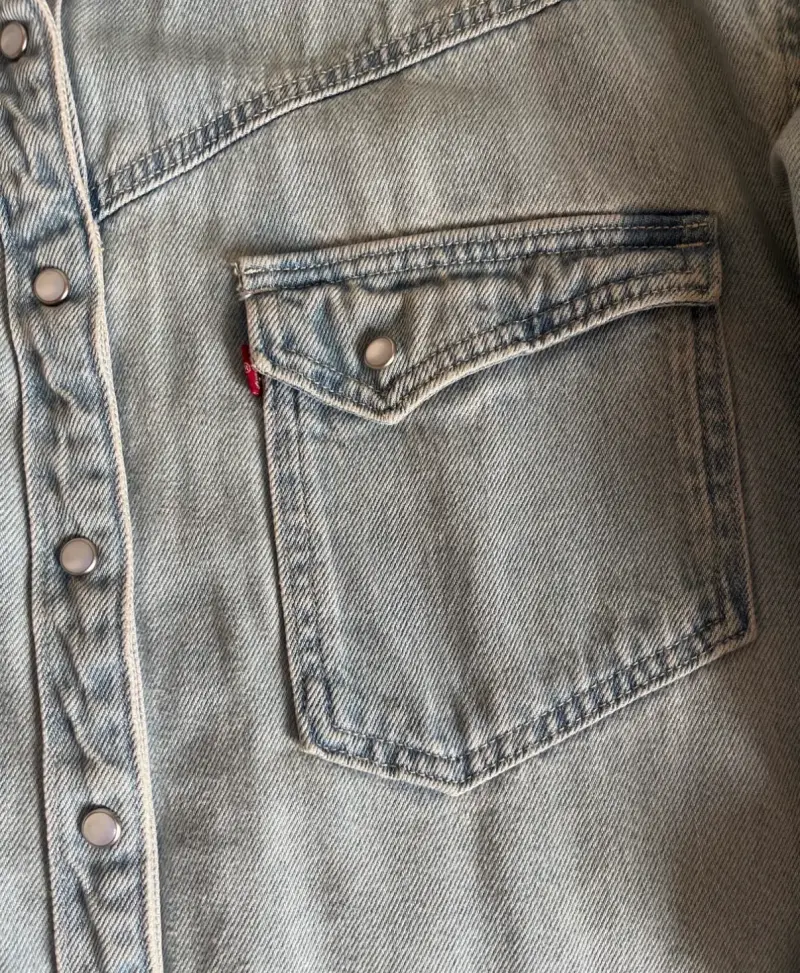 Camisa de mezclilla Levi's azul claro - 2