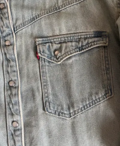 Camisa de mezclilla Levi's azul claro - miniatura 2