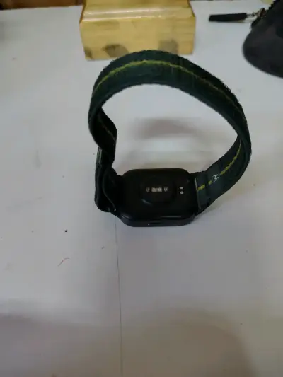 Smartwatch Motorola Moto Watch Fit usado - miniatura 4