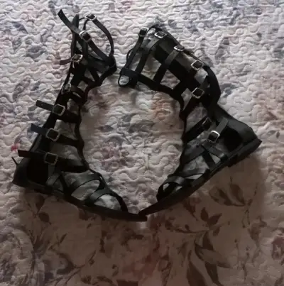 Sandalias gladiadoras negras Americanino - miniatura 3