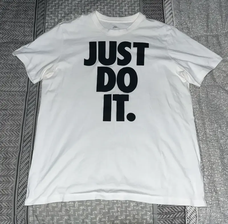 Polera Nike Just Do It blanca talla L - 1