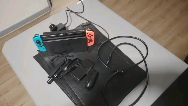 Consola portátil Nintendo Switch con juegos - 4