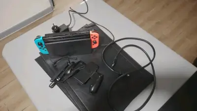 Consola portátil Nintendo Switch con juegos - miniatura 4