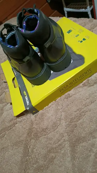 Botas de cuero negro para mujer - miniatura 3