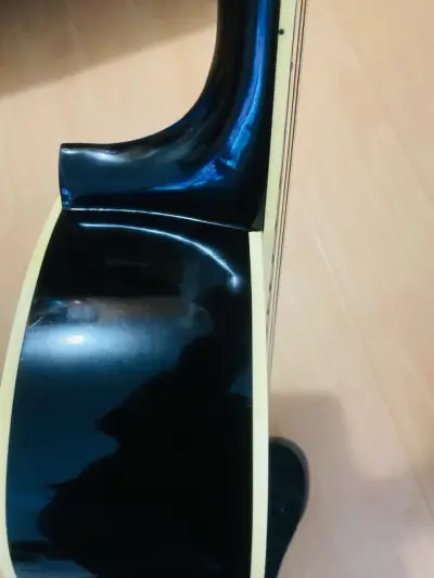 Guitarra acústica clásica de madera natural - miniatura 4