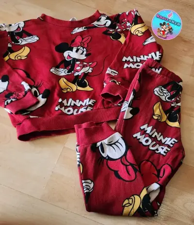 Conjunto infantil Minnie Mouse rojo - miniatura 1