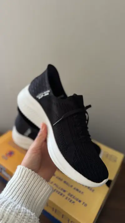 Zapatillas Skechers negras Slip-ins nuevas - miniatura 4