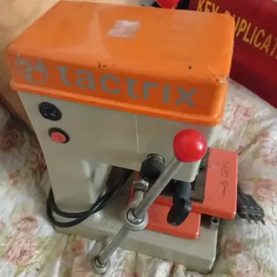 kit de dos máquinas más accesorios e insumos - miniatura 2