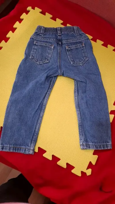 Lote de jeans para niños en buen estado - miniatura 5