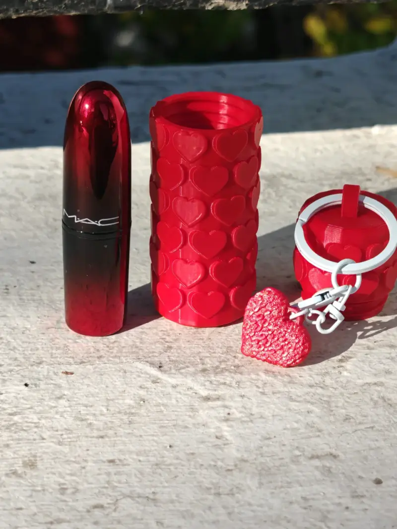 Llavero Porta ChapStick / Labial de Corazones - 3