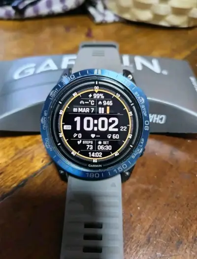 Reloj inteligente Garmin con GPS y altímetro - miniatura 1