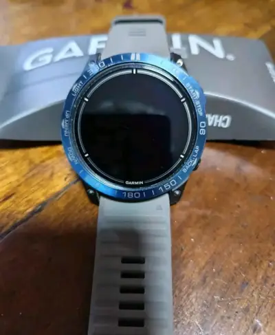 Reloj inteligente Garmin con GPS y altímetro - miniatura 3