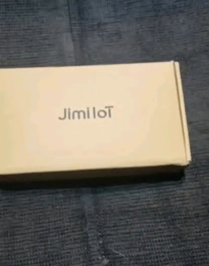 terminal de rastreo vehicular JimiIoT VL110C LTE. - 2