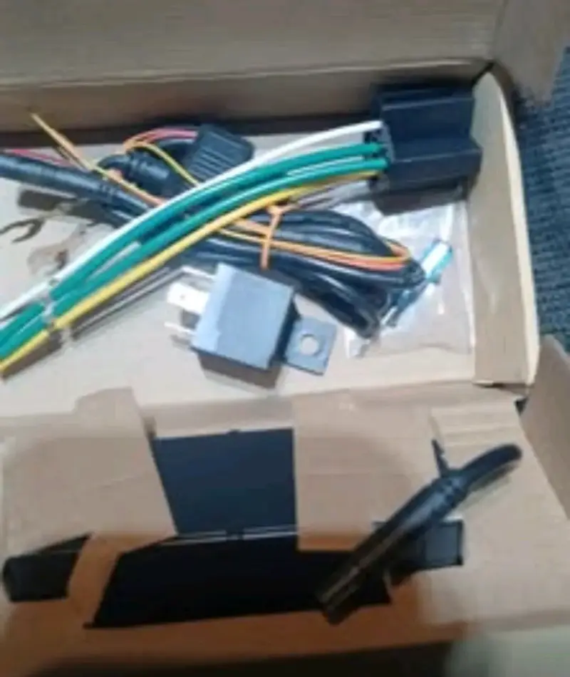 terminal de rastreo vehicular JimiIoT VL110C LTE. - 3