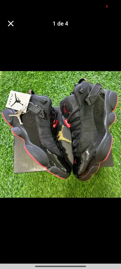 Zapatillas Air Jordan negras y rojas - miniatura 2