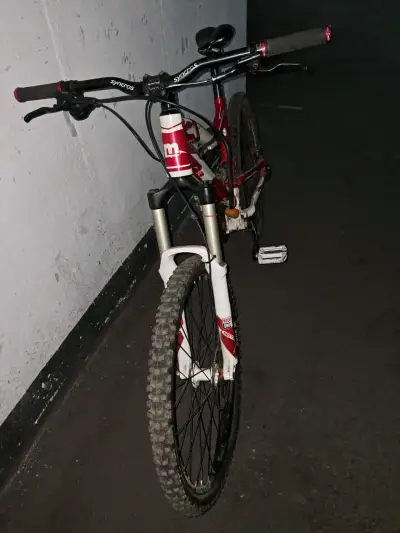 Bicicleta de montaña Mongoose con suspensión - miniatura 4