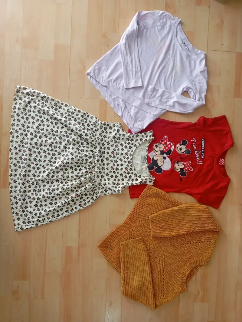 Lote de ropa infantil variada