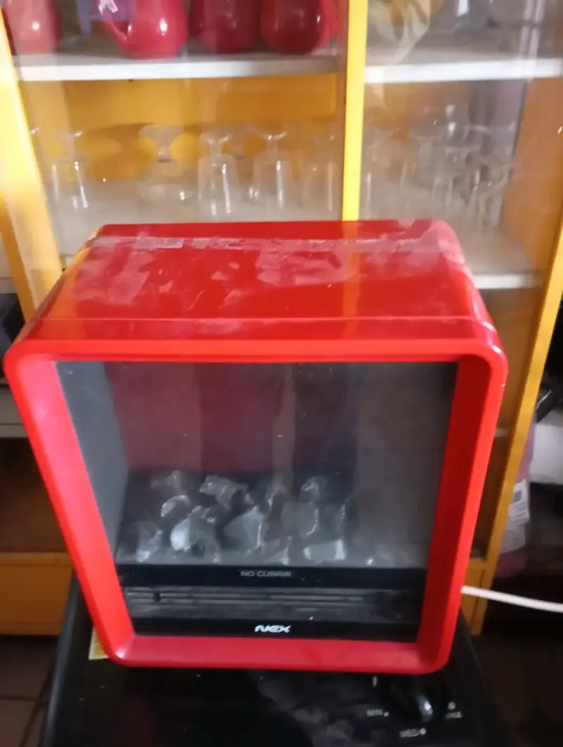 Estufa eléctrica NEX roja con efecto llama - 2
