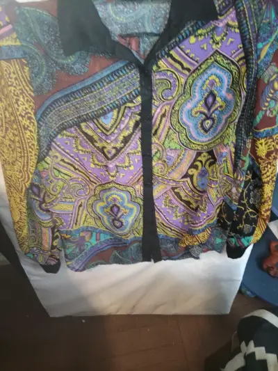 Blusa estampada multicolor de manga larga - miniatura 8