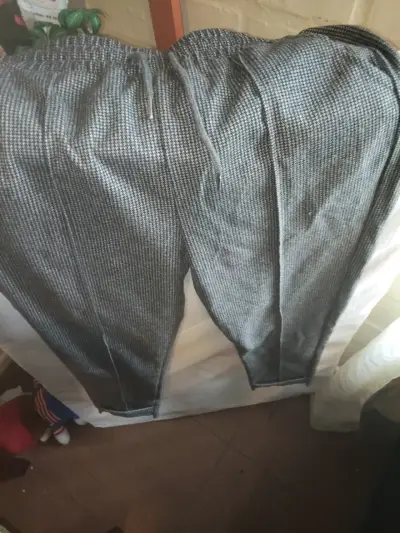 Pantalones de lana gris con cintura elástica - miniatura 1