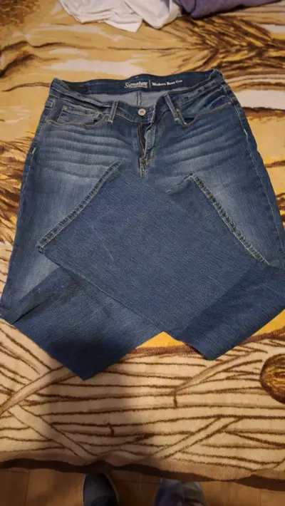 Jeans azul clásico - miniatura 3