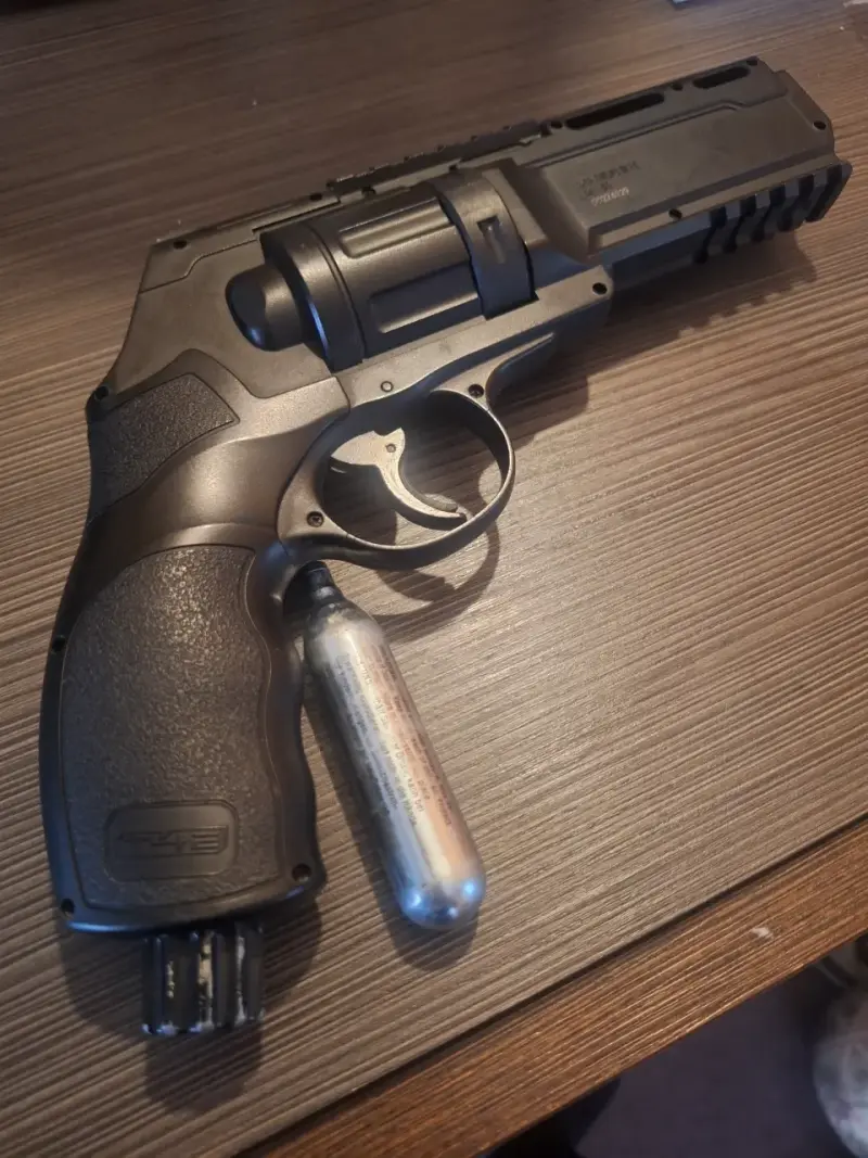 Pistola de aire comprimido Umarex T4E - 2