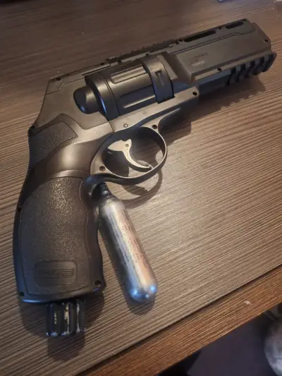 Pistola de aire comprimido Umarex T4E - miniatura 2