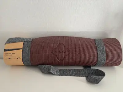 Mat de yoga Kimjaly confort 8mm NUEVO - miniatura 1