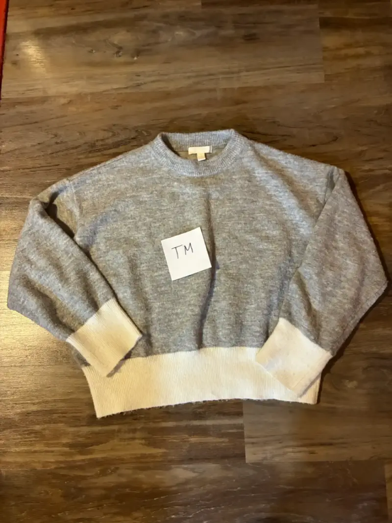 Suéter gris de lana para mujer talla M marca HyM - 1