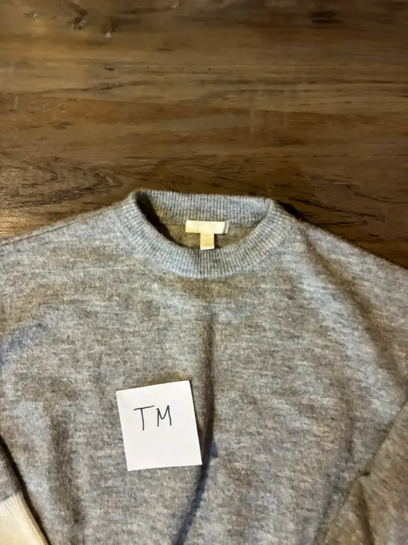 Suéter gris de lana para mujer talla M marca HyM - 2