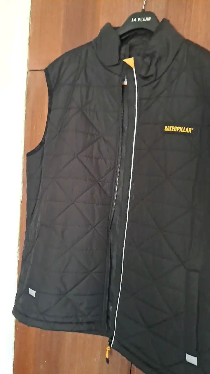 Chaleco sin mangas Caterpillar negro