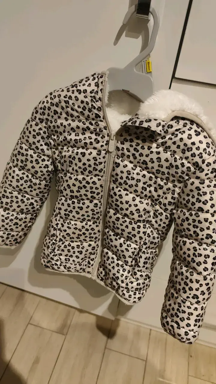 Chaqueta infantil acolchada con estampado animal - 1