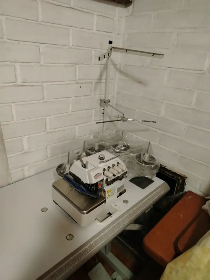 Máquina overlock Bsq-757D. Industrial con mes - 3