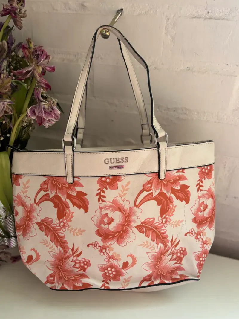 Bolso Guess floral beige y rojo - 1