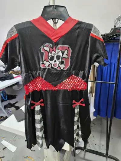 Disfraz infantil de pirata con calavera talla 10 - miniatura 1