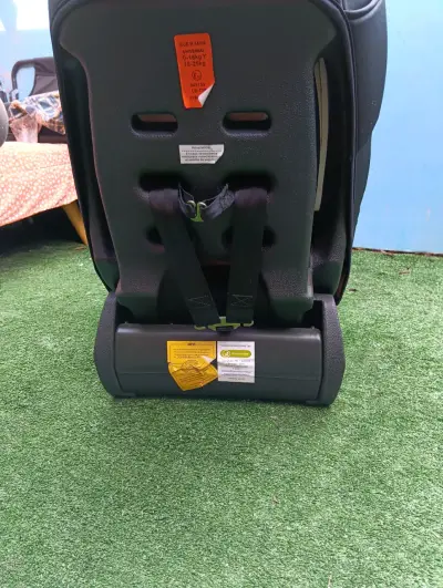 Silla de auto para bebé 0-25 kg - miniatura 1