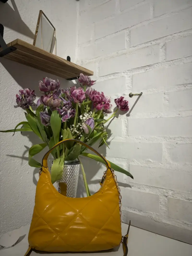 Bolso amarillo AK con flecos - 3