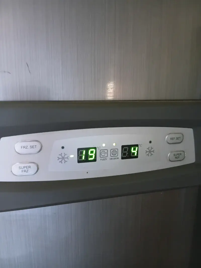 Refrigerador side by side Daewoo en buen estado - 6