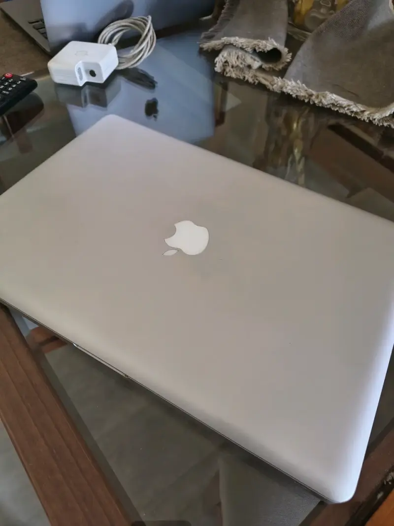 MacBook Pro 16 pulgadas en buen estado - 2