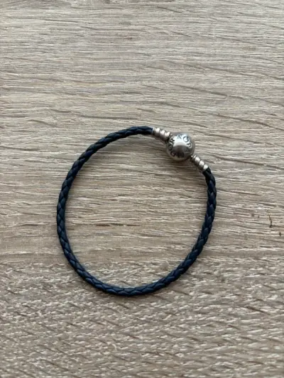 Pulsera Pandora de cuero azul con cierre plateado - miniatura 3