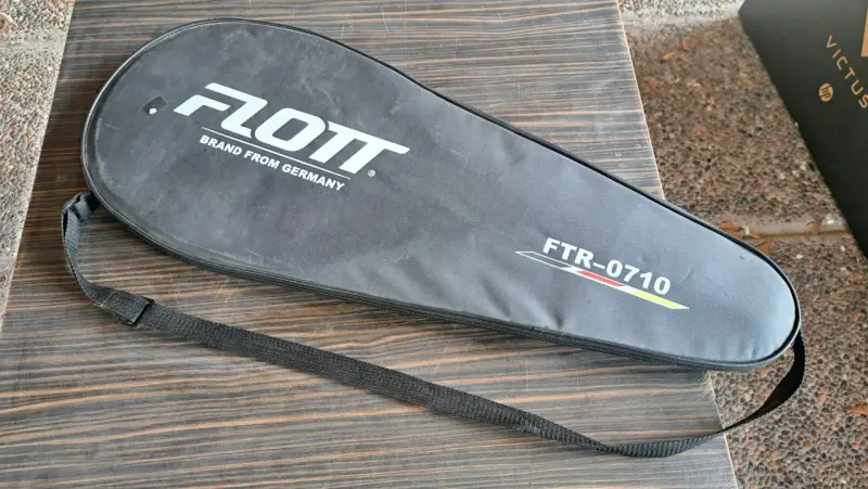 Raqueta de tenis Flott con funda - 2