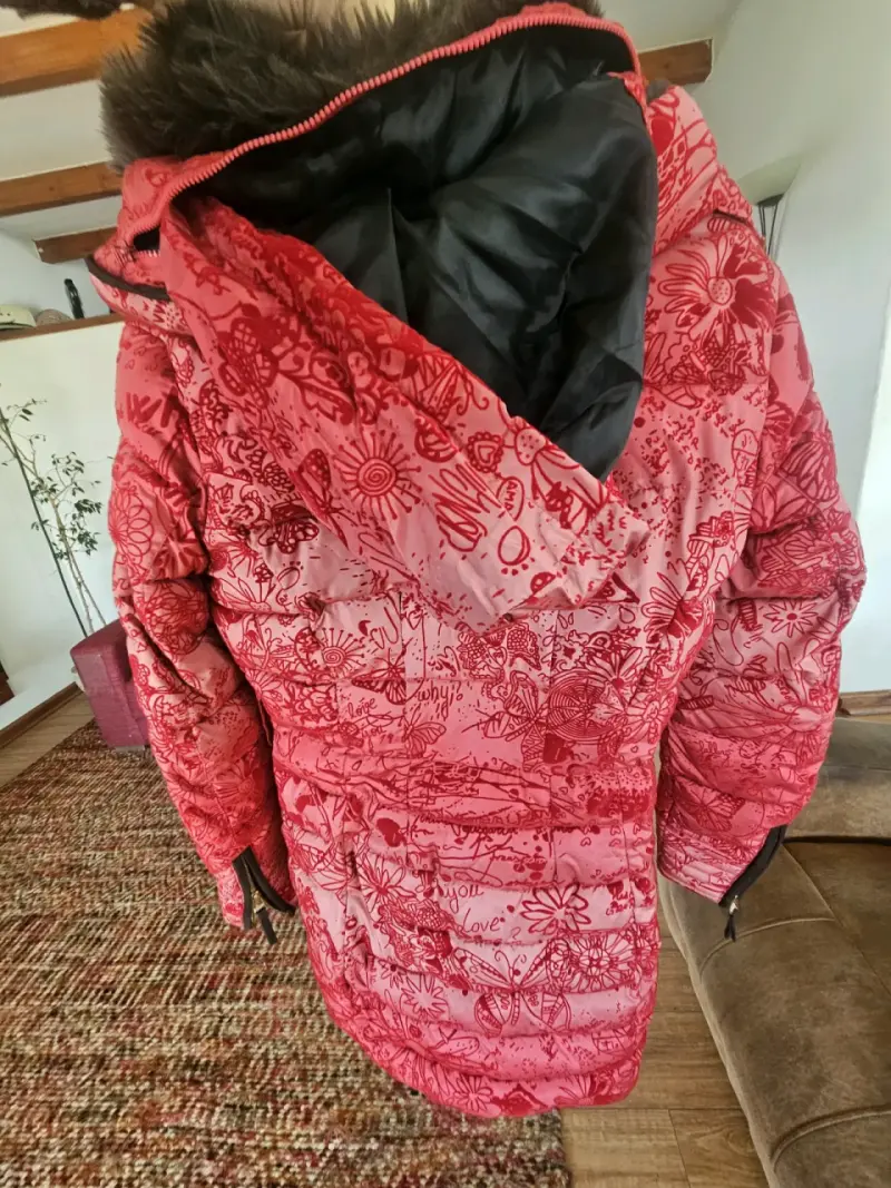 Chaqueta Desigual roja con diseño floral - 3