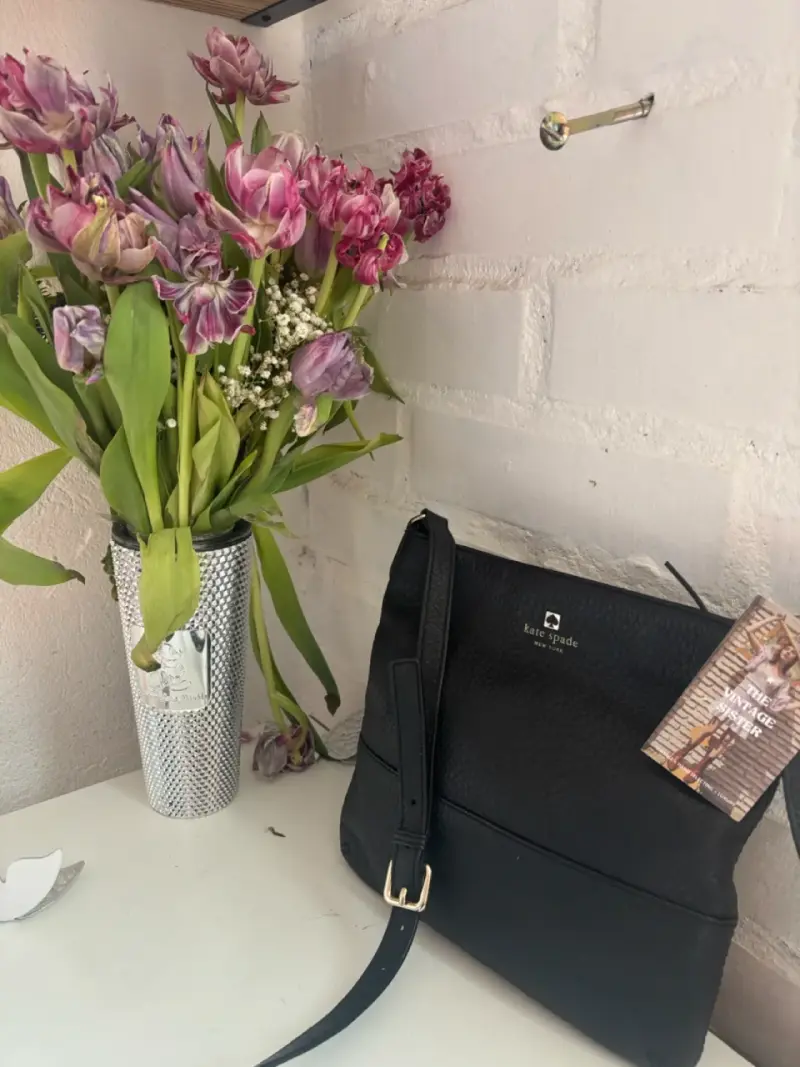 Cartera negra Kate Spade de cuero - 2