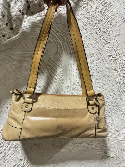 Bolso de cuero beige con asas largas - miniatura 3